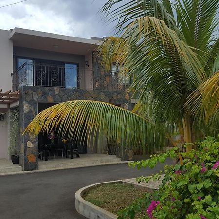 Aux Plaisirs De La Vie Chambre Chez L Habitant Flic en Flac Exterior foto